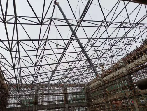 鋼結(jié)構(gòu)成品、搭建步驟